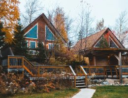 Un chalet douillet en pleine nature.